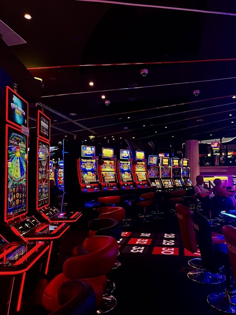Mr Jones Casino: 10‑Minute Signup and a £10 No‑Deposit Offer in United Kingdom